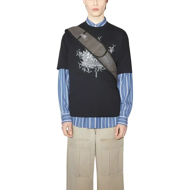 Acne Studios T