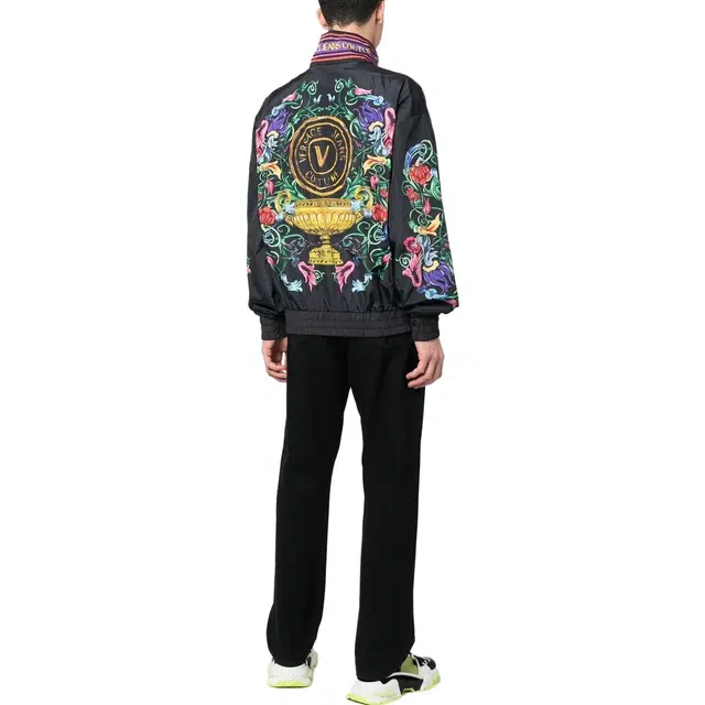 VERSACE