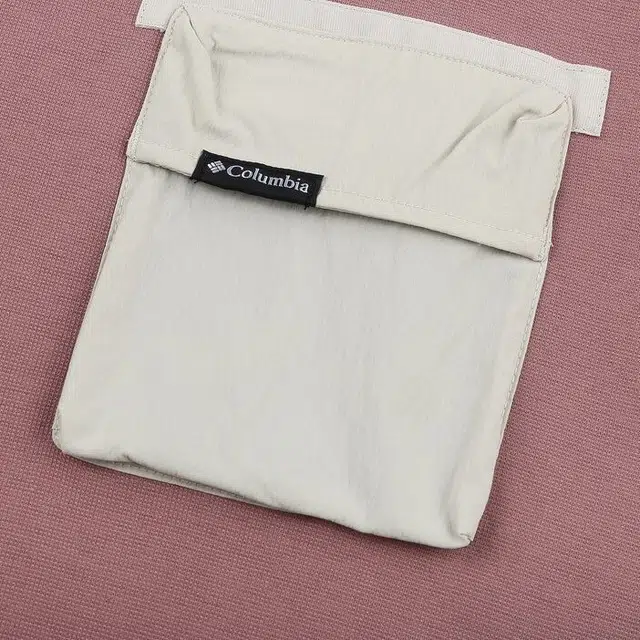 Columbia T