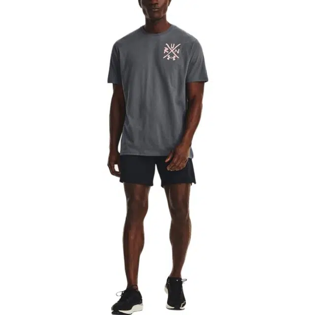 Under Armour T
