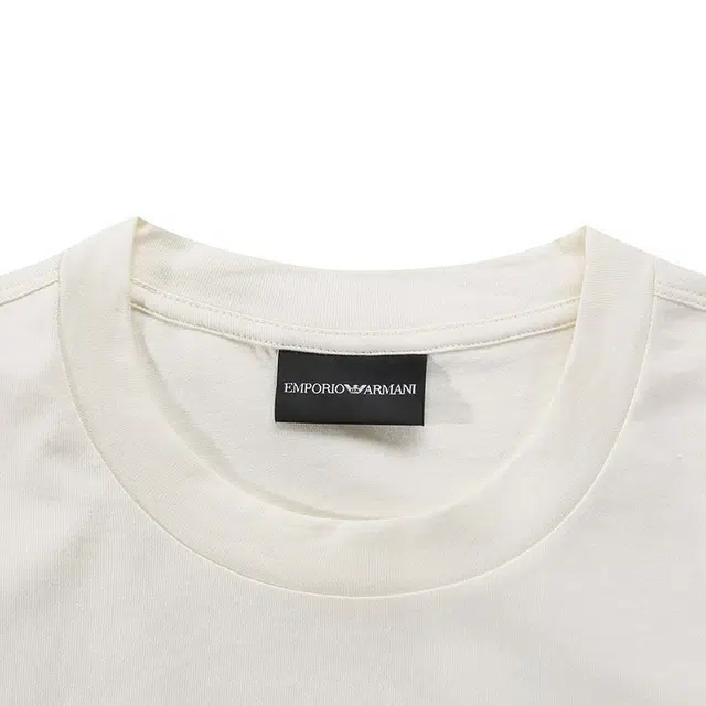 EMPORIO ARMANI SS24 LogoT