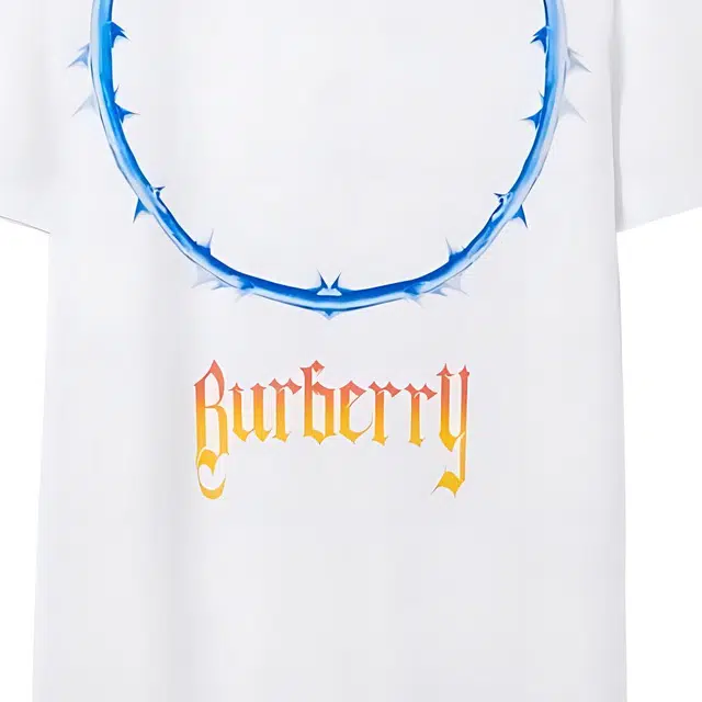 Burberry SS23 T
