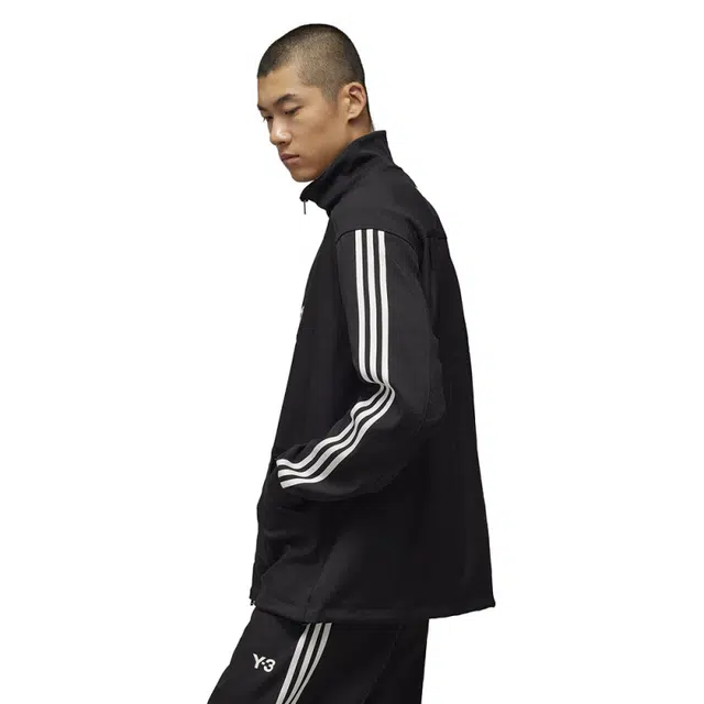 Y-3 x
