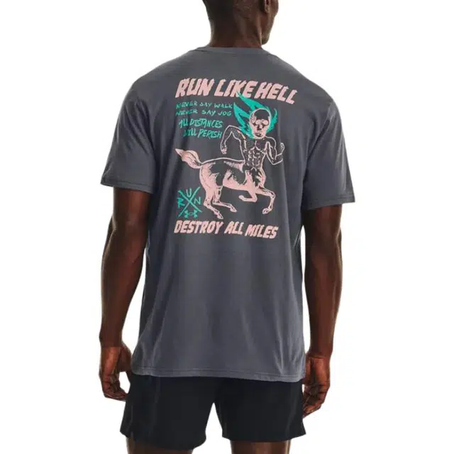 Under Armour T