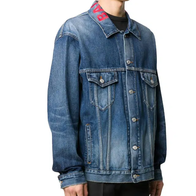Balenciaga logo