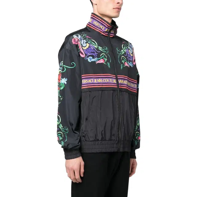 VERSACE