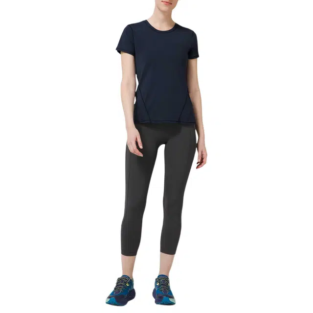 lululemon Goal Getting T