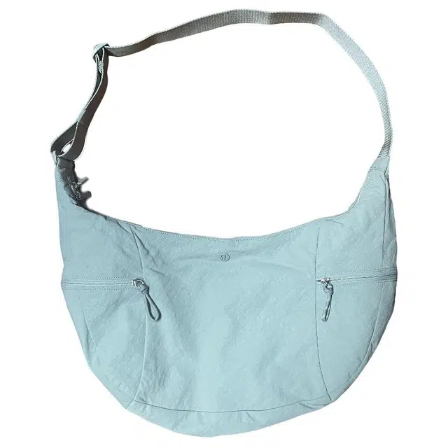 lululemon 13L