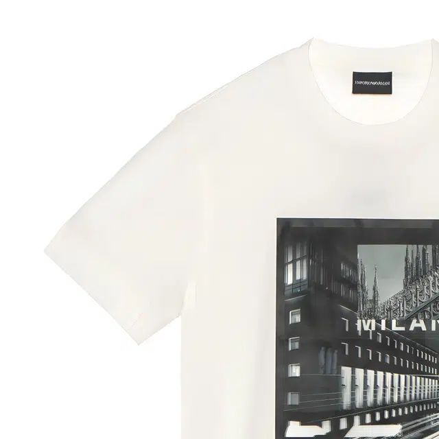 EMPORIO ARMANI T