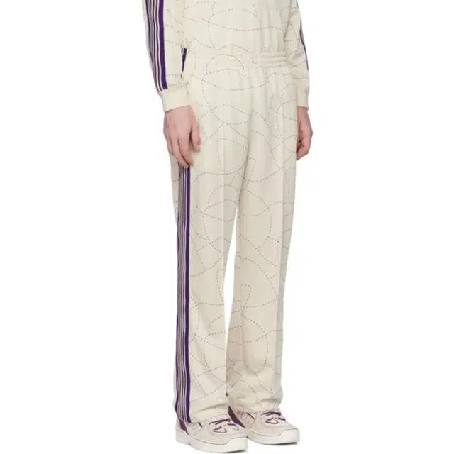 Needles FW23