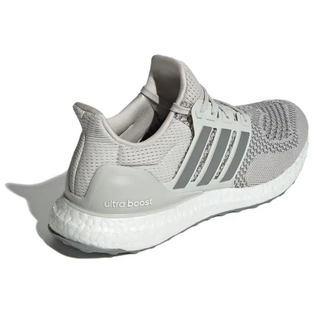 adidas Ultraboost 1.0