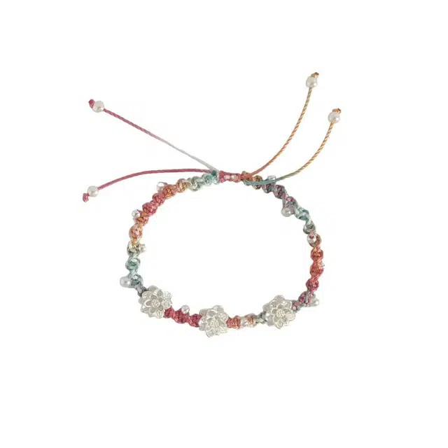 大唐国鼎 好运莲莲 优雅甜美气质轻奢 时尚可调节简约百搭 小众造型设计高级甜蜜饰爱 合金 手链 女款