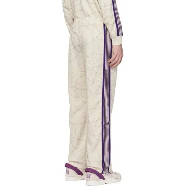 Needles FW23