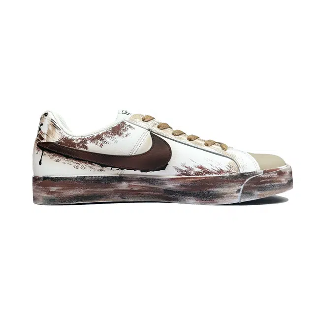 Nike Court Royale