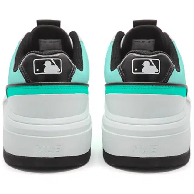 MLB Chunky Liner