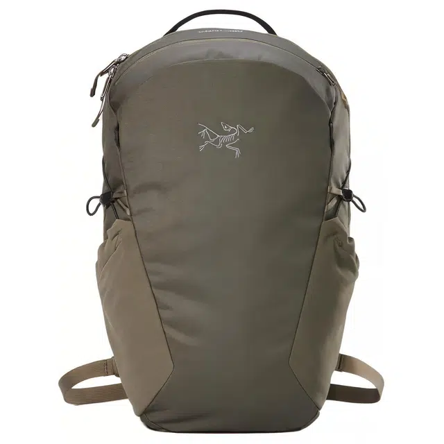 Arcteryx Mantis 16L