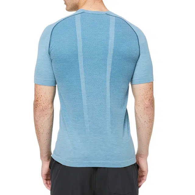 lululemon Dry Flight T