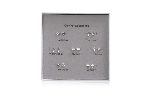 尚银福 一周七天耳饰 森系小清新小巧精致时尚简约气质 爱心枫叶音符爱心在逃公主雨伞元素七对套装 合金 耳钉 女款