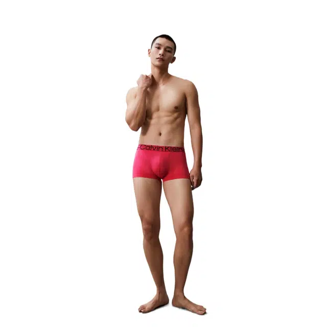 CALVIN KLEIN 4D 3