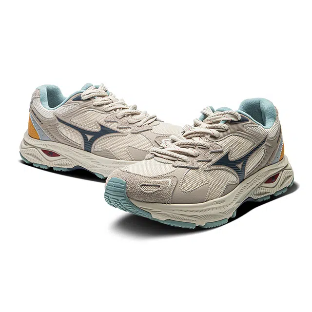 Mizuno Racer S
