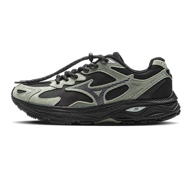 Mizuno Racer S