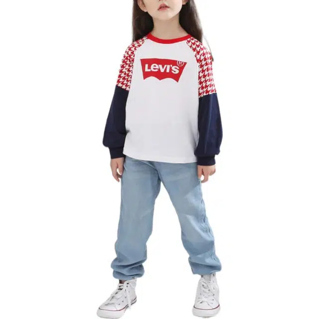 Levis T