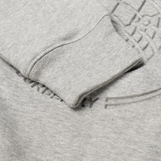 Burberry FW22 Thomas
