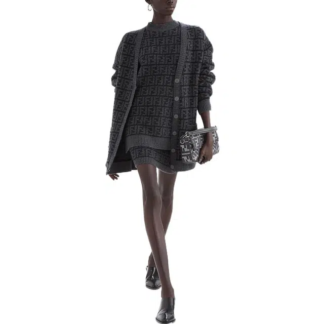 FENDI FW22 v