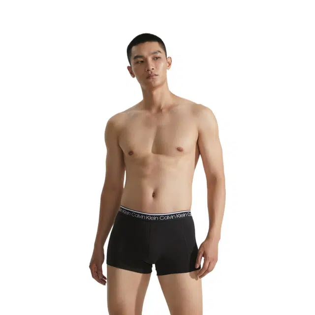CKCalvin Klein 3