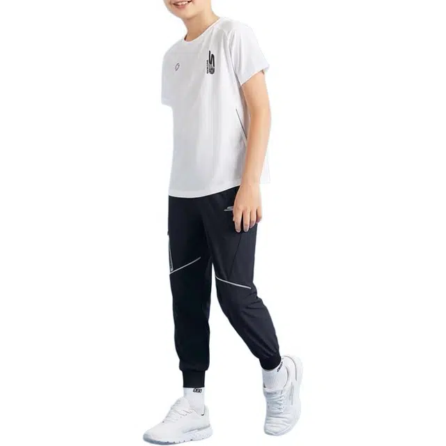 Skechers kids T