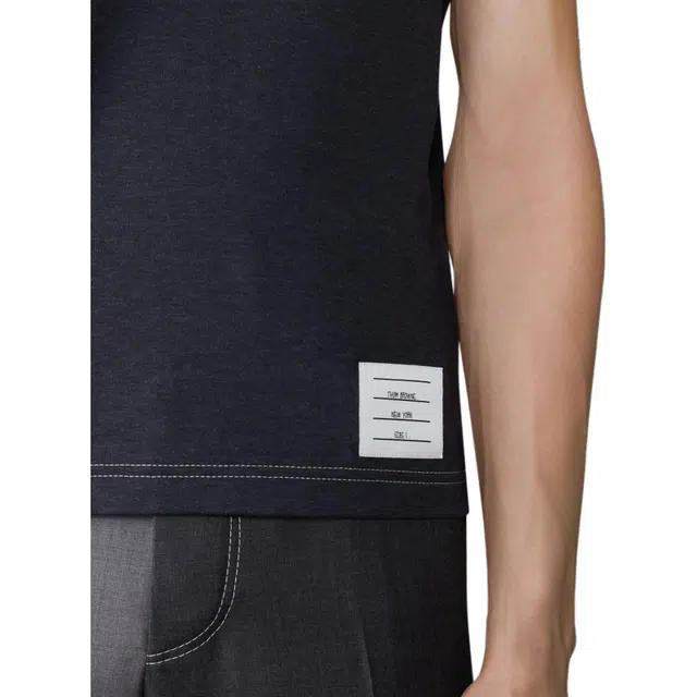 THOM BROWNE T