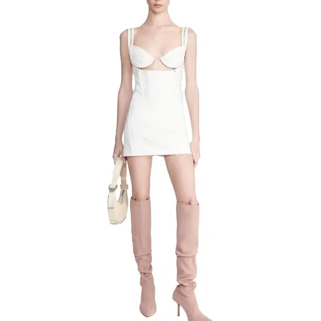 DION LEE