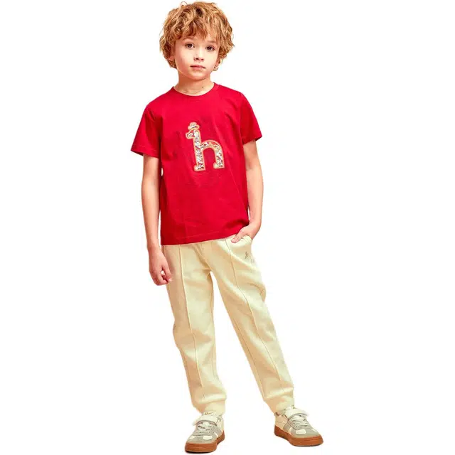 HAZZYS T