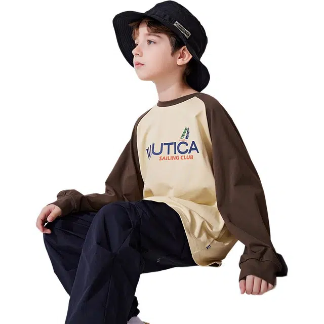 NAUTICA T