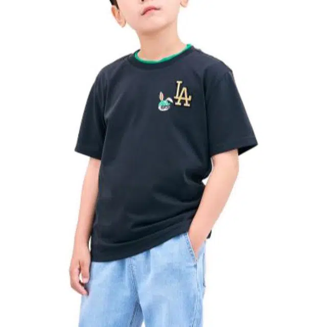 MLB T