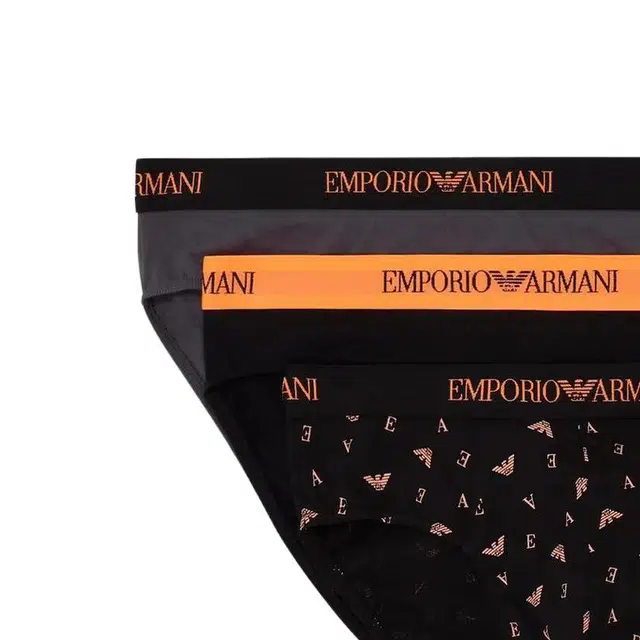 EMPORIO ARMANI SS23 Logo 3