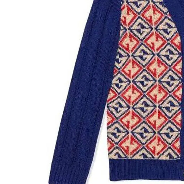 GUCCI SS22 V