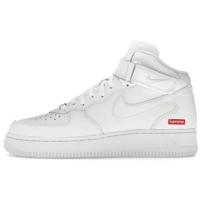 Supreme x Nike Air Force 1 MID