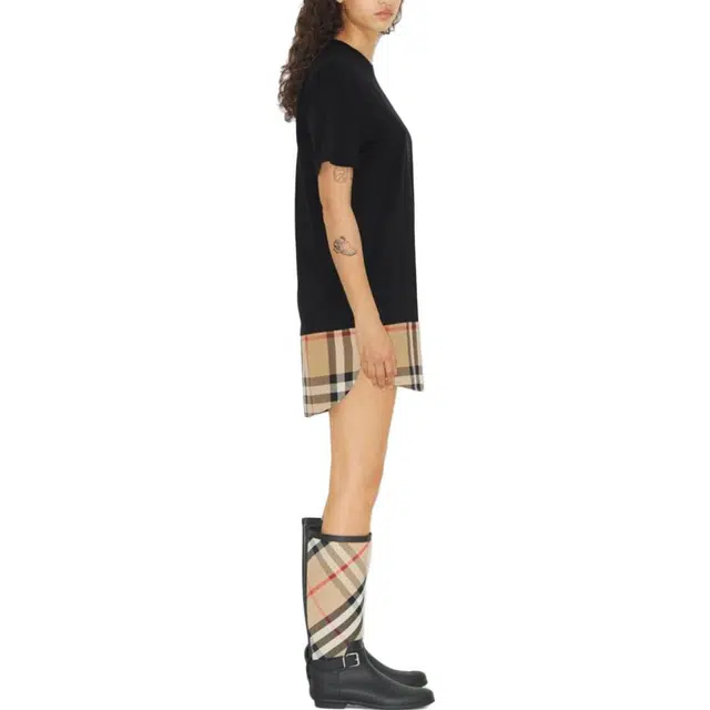 Burberry SS23 T