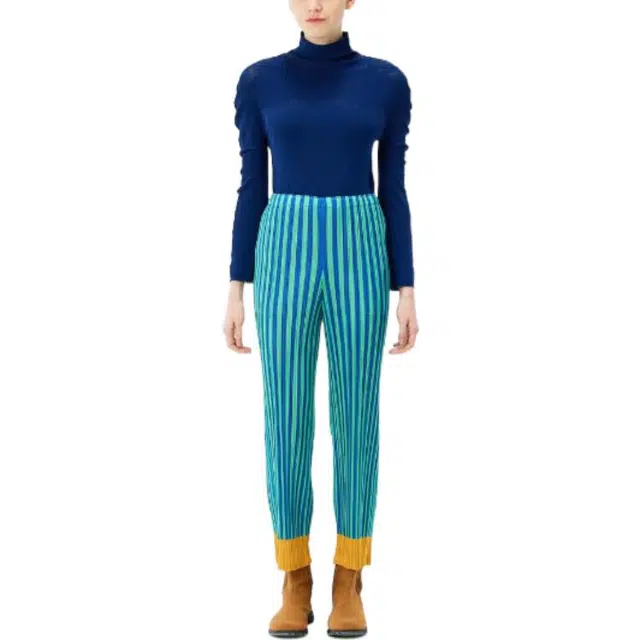 PLEATS PLEASE ISSEY MIYAKE FW22
