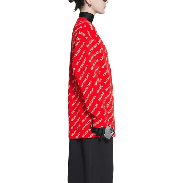 Balenciaga FW22 LogoV