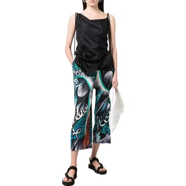 PLEATS PLEASE ISSEY MIYAKE SS22