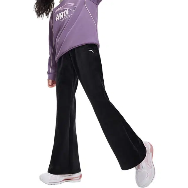 安踏儿童 户外休闲保暖舒适喇叭长裤 梦幻黑 青少年