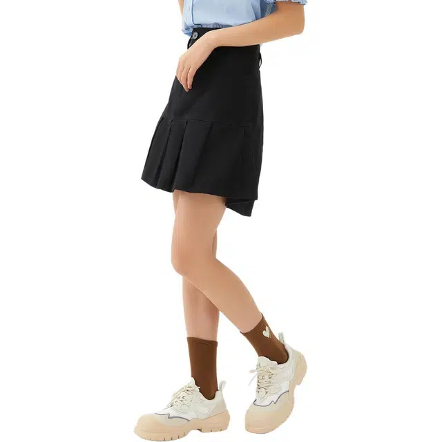 美特斯邦威 纯色中腰合身休闲短裙 女款
