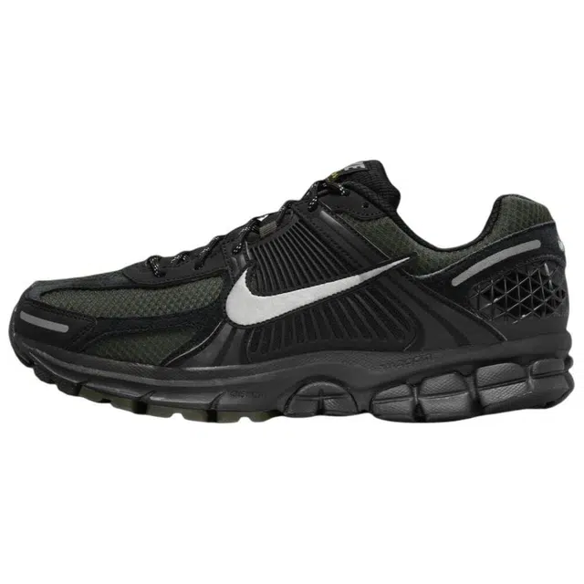 Nike Air Zoom Vomero 5