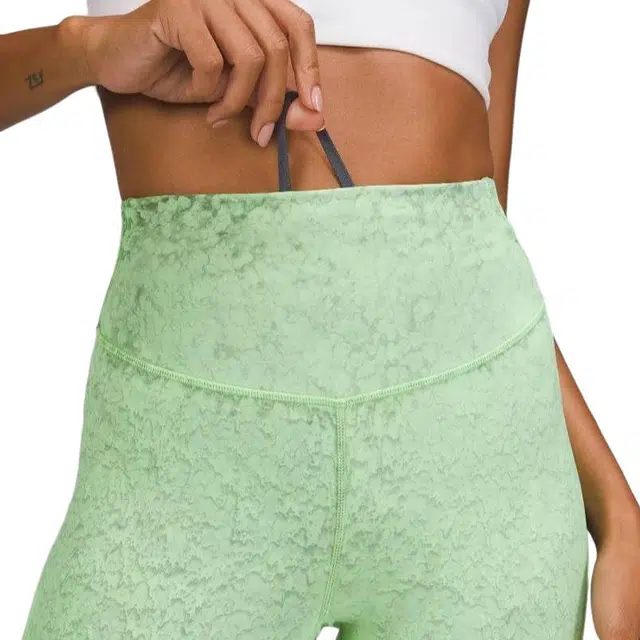 Lululemon Base Pace High-Rise Running Tight 25"