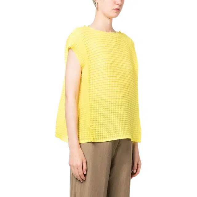 PLEATS PLEASE ISSEY MIYAKE T