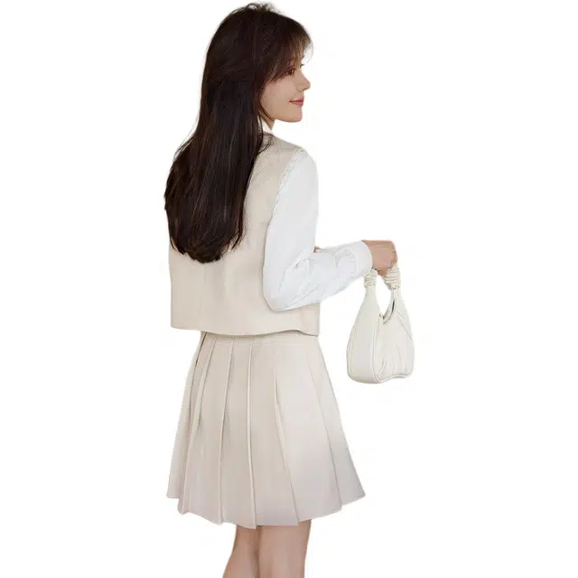 沫晗依美 圆领简约马甲纯色短裙裙装套装 女款 米白色