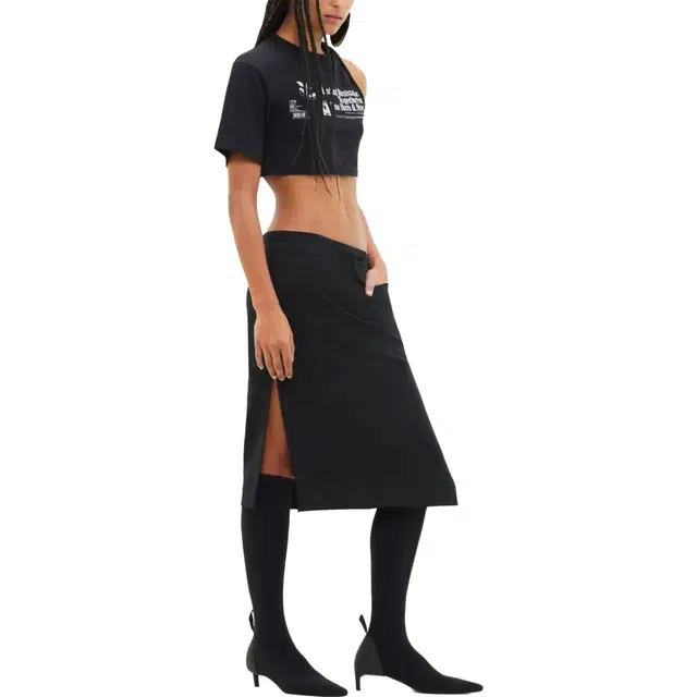 COURREGES T