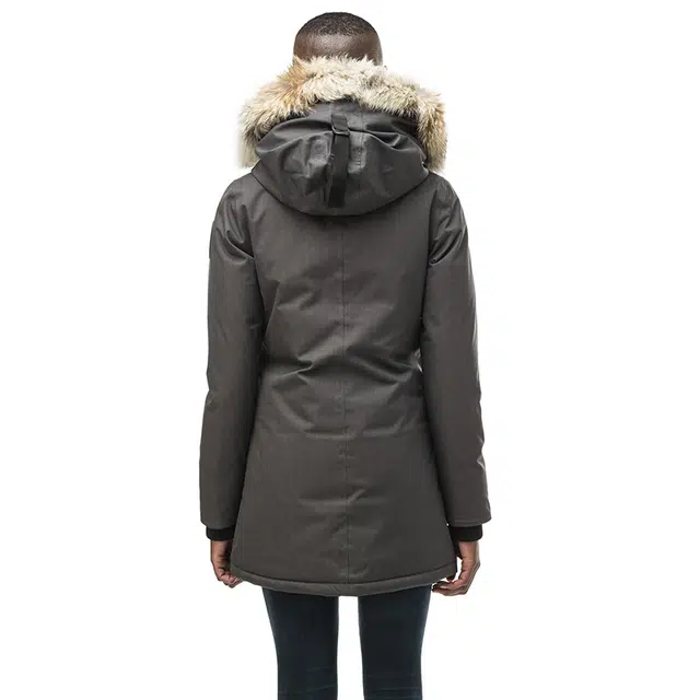 nobis Carla